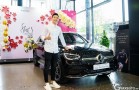 Cầu thủ Đoàn Văn Hậu mua fv88 GLC300