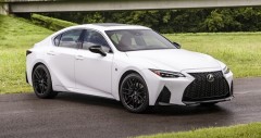 Chi tiết fv88 link IS300 F-Sport 2025 kèm giá bán (05/2026)