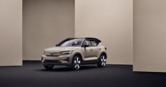 Chi tiết Volvo EX40 2025 kèm giá bán (05/2026)