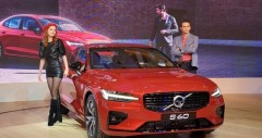 Chi tiết Volvo S60 2024 kèm giá lăn bánh (05/2026)
