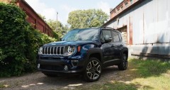 Chi tiết fv88 Renegade 2023 kèm giá bán (05/2026)