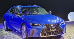 Chi tiết fv88 link IS300h 2025 kèm giá bán (05/2026)