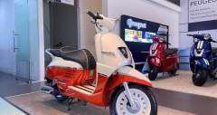 Chi tiết xe máy Peugeot Django 2024 kèm giá lăn bánh (05/2026)