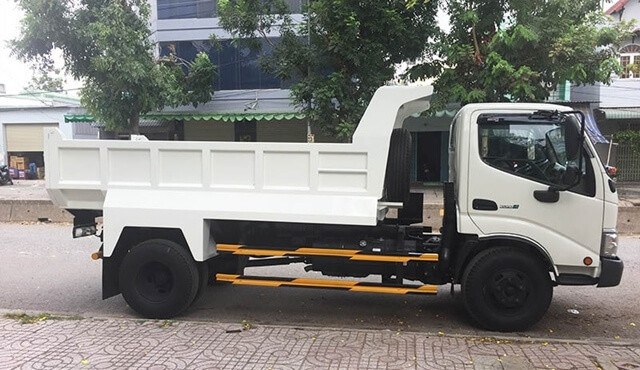 Gia-xe-tai-Ben-Hino-4_5-tan