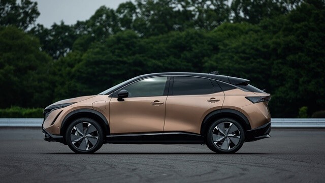 Nissan-Ariya-phan-than-xe