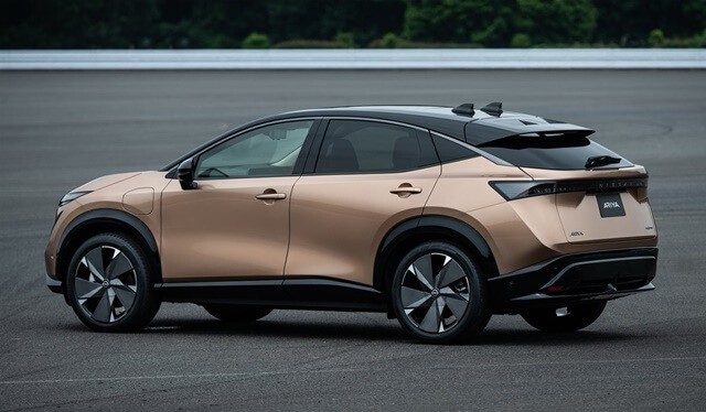 Nissan-Ariya-than-xe