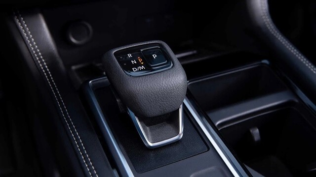 Nissan-Pathfinder-can-canh-can-so