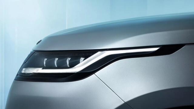 Range-Rover-Velar-2025-den-pha