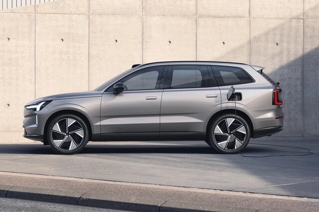 Volvo-EX90-than-xe