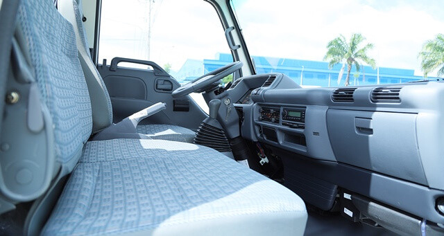 Xe-tai-Vinh-Phat-NK470-cabin