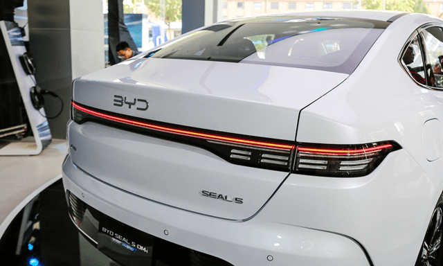 byd-seal-5-den-hau