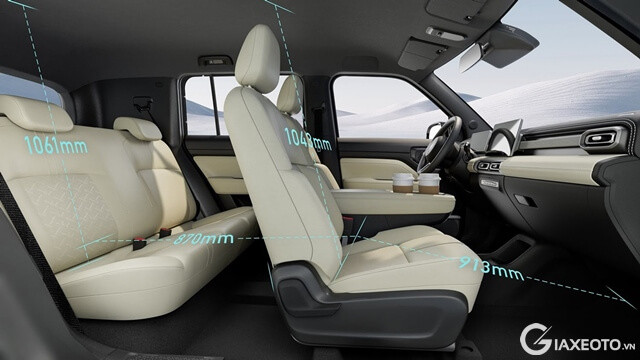 cabin-xe-baojun-yep-plus