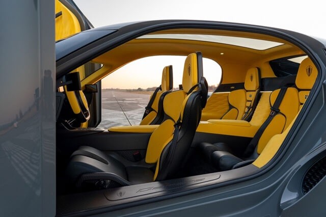cabin-xe-koenigsegg-gemera