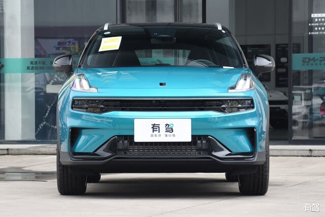 dau-xe-lynk-co-06