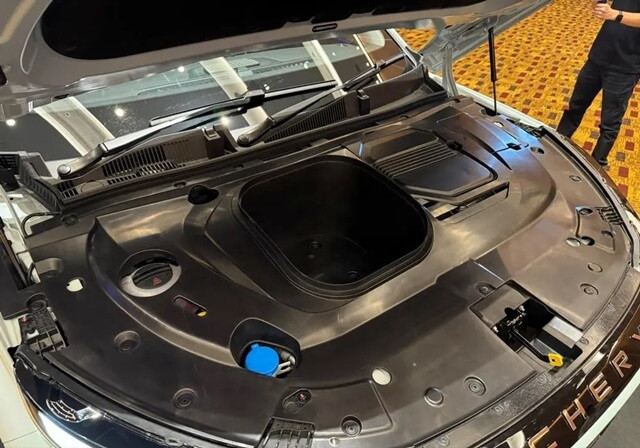 dong-co-xe-omoda-e5