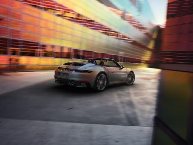 duoi-xe-porsche-911-carrera-s-cabriolet1
