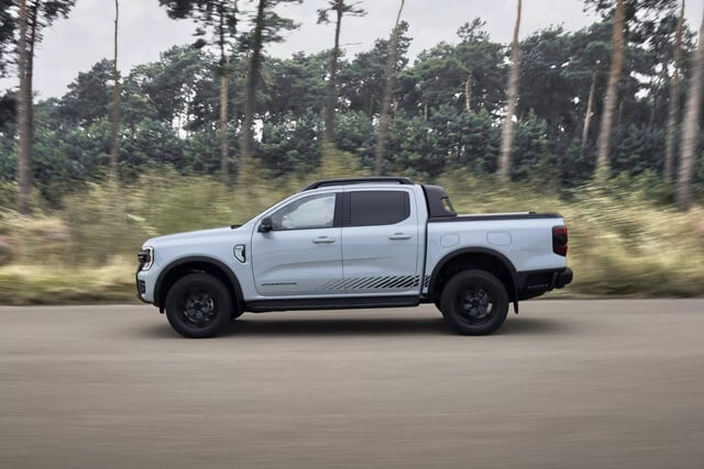 ford-ranger-phev-than-xe
