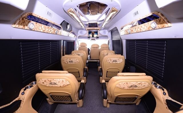 gia-xe-dcar-limousine-solati-thuong-gia-12-cho