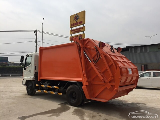 gia-xe-ep-rac-hino
