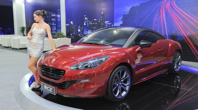 gia-xe-peugeot-RCZ