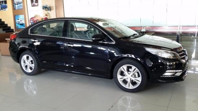 gia-xe-zotye-z500