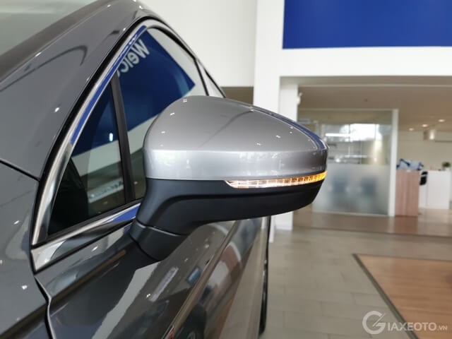 guong-chieu-hau-ngoai-xe-volkswagen-tiguan-elegance