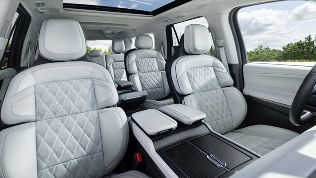 hang-ghe-sau-xe-lincoln-navigator-2025
