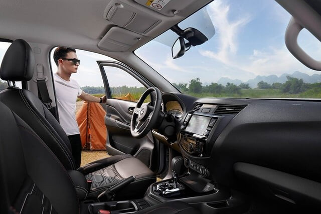 khoang-lai-Nissan-Navara-2024