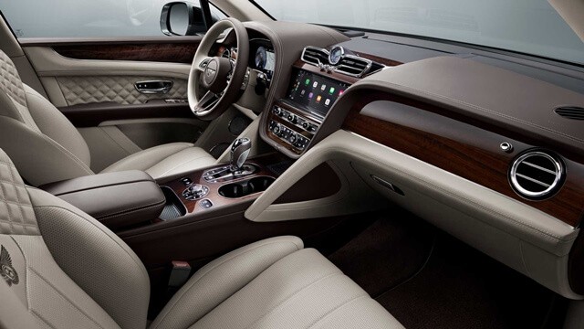 khoang-lai-bentley-bentayga-2021-sang-trong