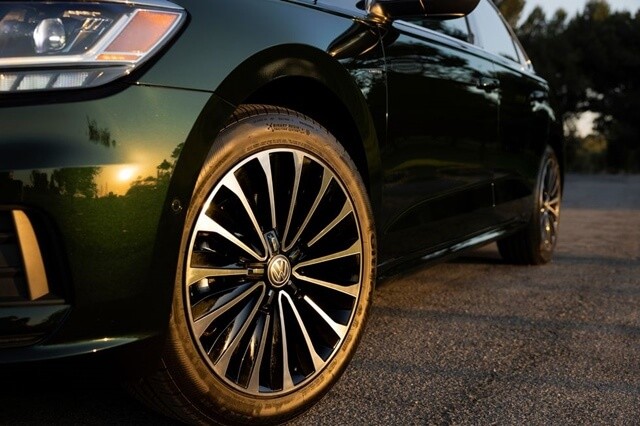 mam-xe-volkswagen-passat