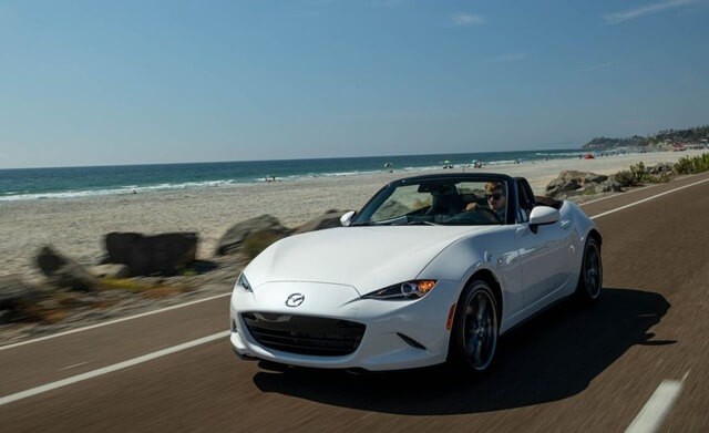 mazda-mx-5-gia-bao-nhieu