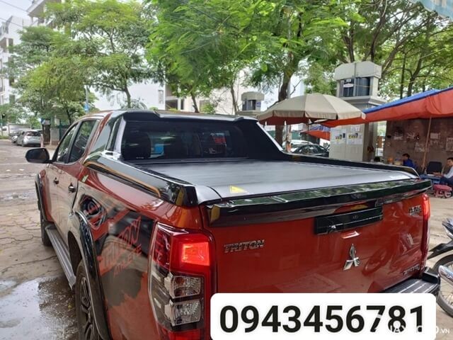 nap-thung-cuon-dien-xe-ban-tai-triton-athlete