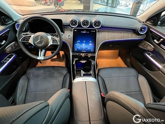 noi-that-fv88-benz-C200