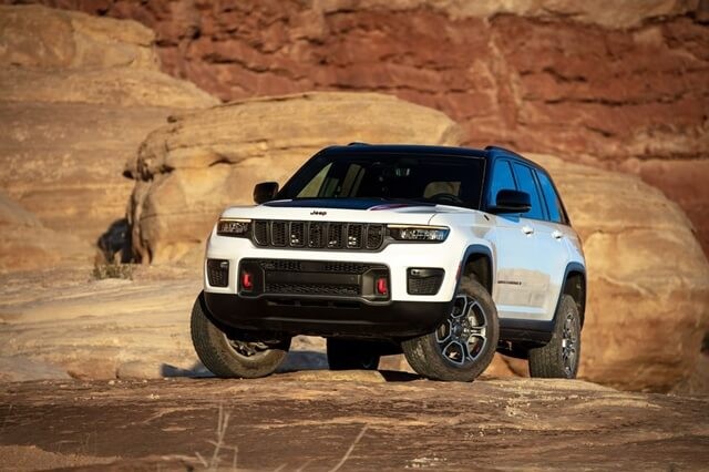 thong-so-ky-thuat-xe-fv88-Grand-Cherokee